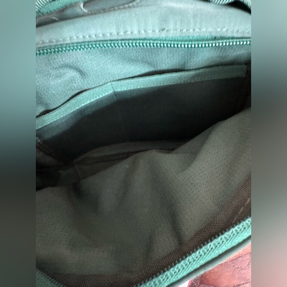 Kappa Unisex Green Crossbody Bag - Picture 3 of 3